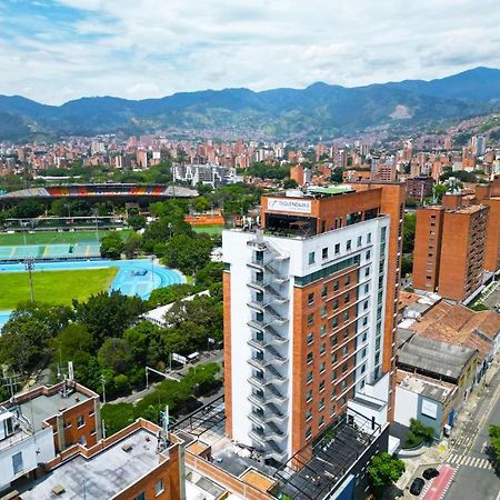 Hotel Tryp Medellin Estadio Exterior foto