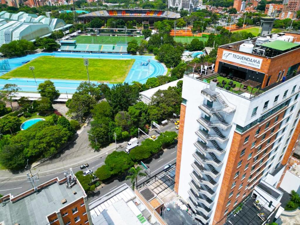 Hotel Tryp Medellin Estadio Exterior foto