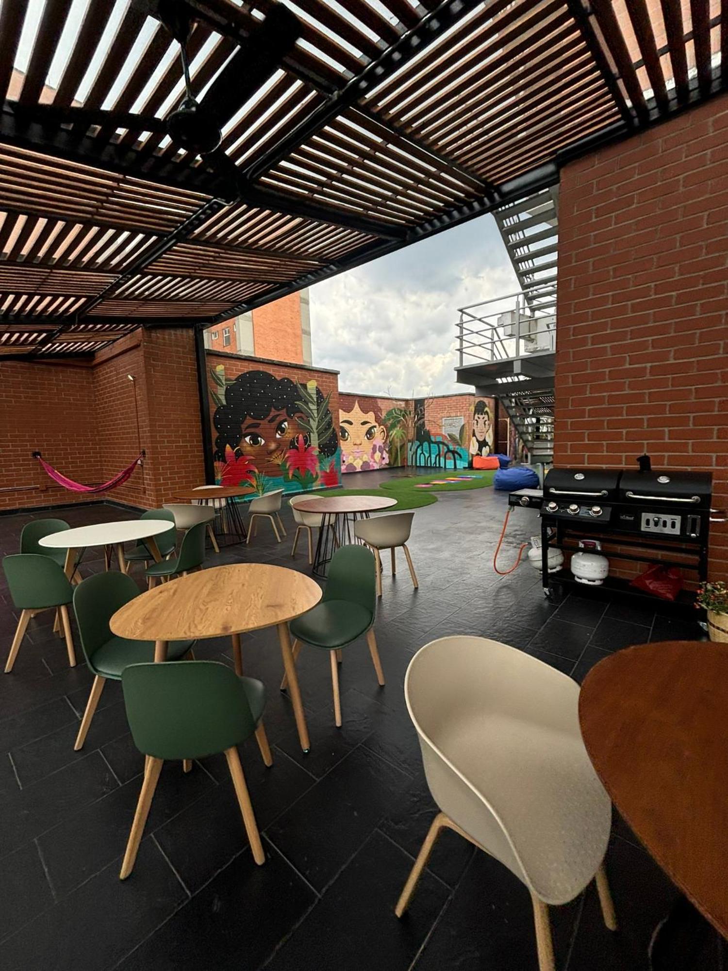 Hotel Tryp Medellin Estadio Exterior foto